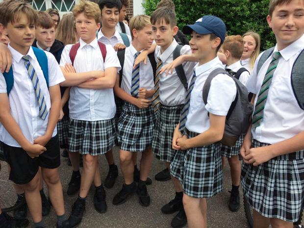 boys-wear-skirts-school