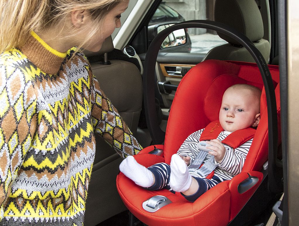love button latch Βρεφικό κάθισμα αυτοκινήτου από τη CYBEX για την ασφαλή μεταφορά του μωρού  σας